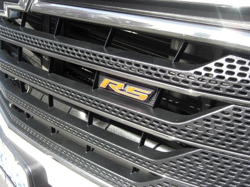 Used 2019 Chevrolet Traverse RS w/ LPO, Cargo Package image 7