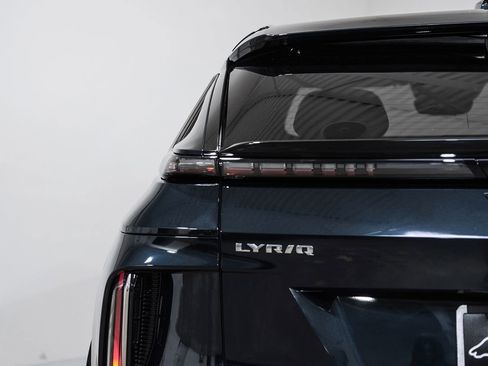 Used 2025 Cadillac Lyriq Luxury image 50