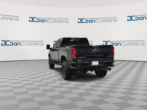 Used 2025 Chevrolet Silverado 2500 ZR2 w/ Technology Package AWD/4WD image 8