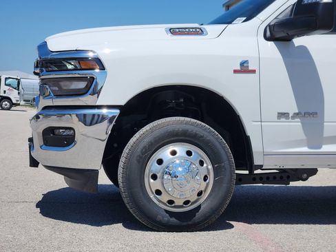 New 2026 RAM 3500 Lone Star AWD/4WD image 5