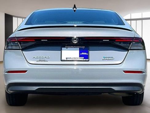 Used 2023 Honda Accord Sport image 5