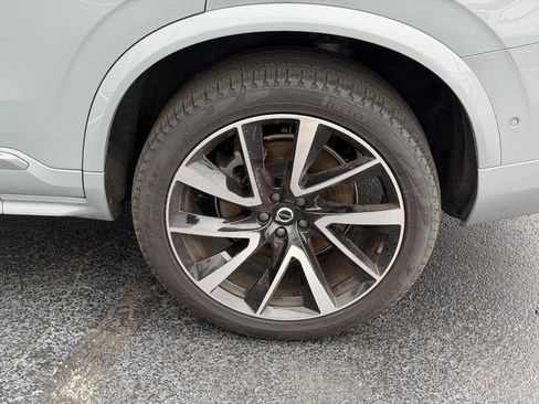 Certified 2024 Volvo XC90 B6 Ultimate w/ Lounge Package AWD/4WD image 8