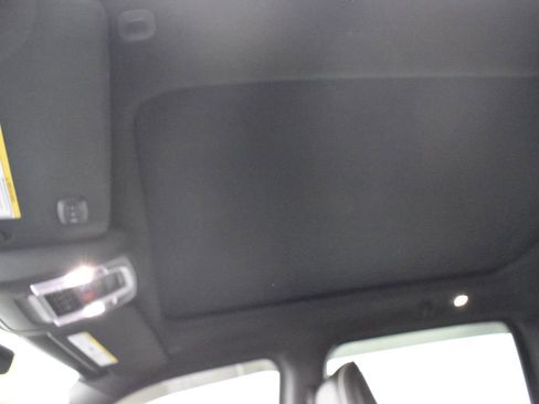 Used 2020 RAM 1500 Limited image 19