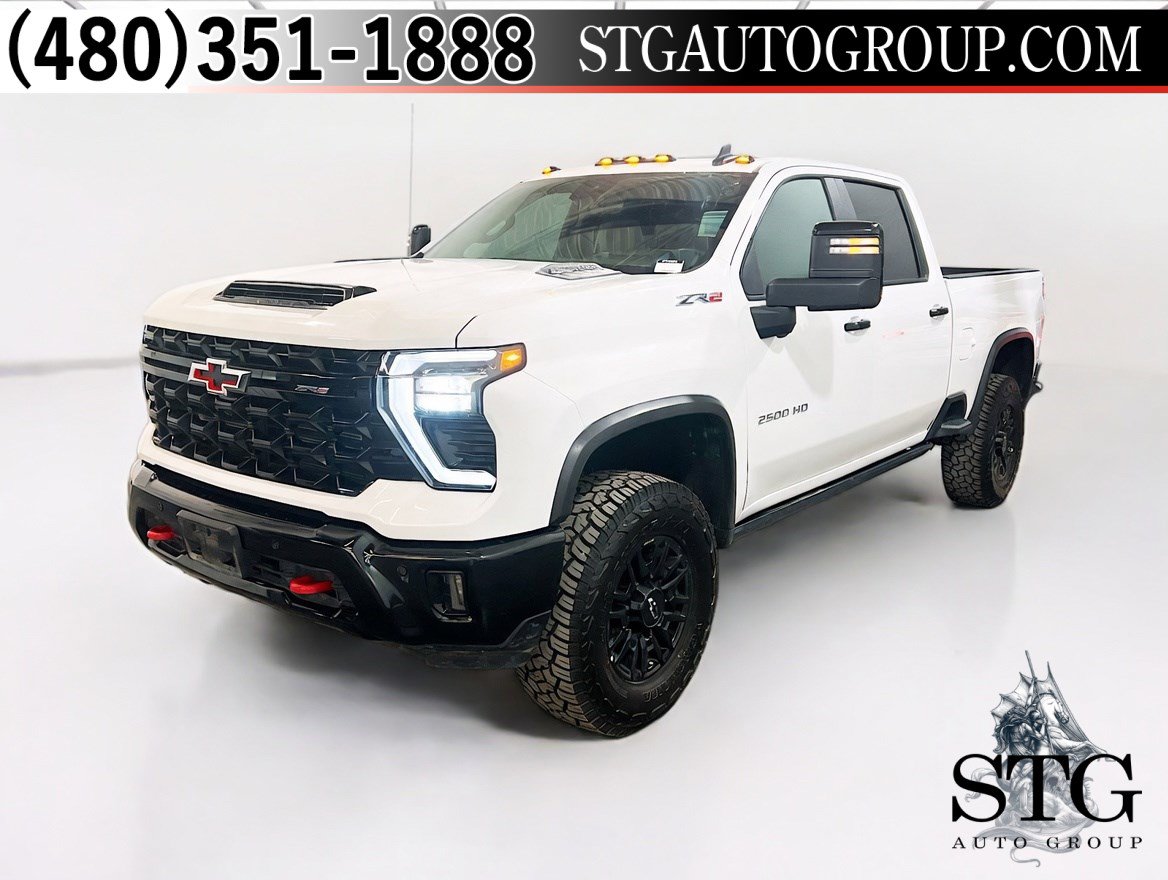 Used 2025 Chevrolet Silverado 2500 ZR2 w/ Technology Package AWD/4WD image 1