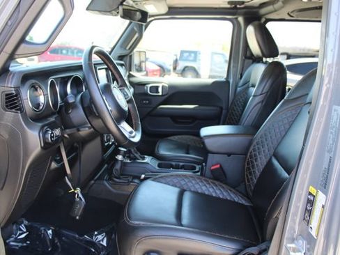 Used 2022 Jeep Gladiator Overland AWD/4WD image 44