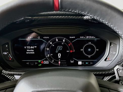 Used 2025 Lamborghini Urus SE AWD/4WD image 11