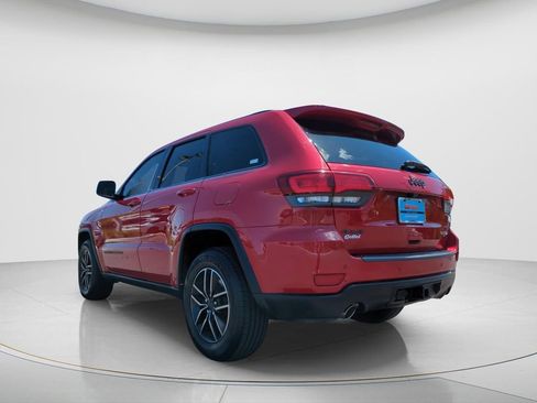 Used 2019 Jeep Grand Cherokee Trailhawk AWD/4WD image 7