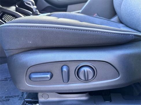 Used 2026 Chevrolet TrailBlazer LT w/ Convenience Package image 11