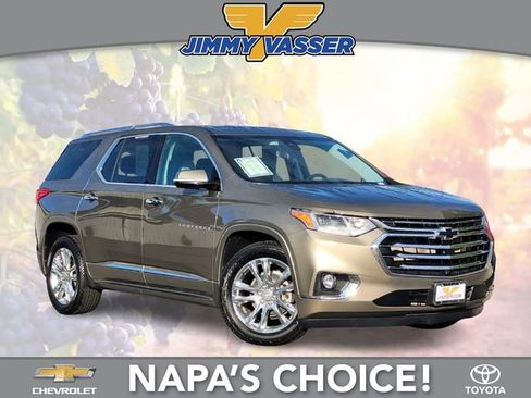 Used 2020 Chevrolet Traverse High Country image 1