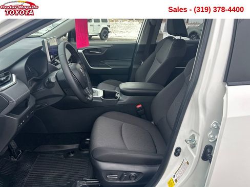 Certified 2025 Toyota RAV4 XLE w/ Convenience Package image 11
