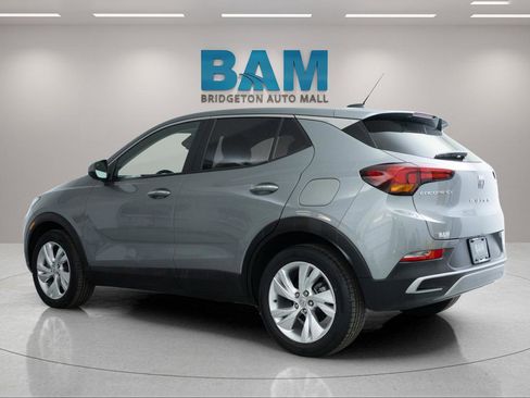 Used 2024 Buick Encore GX Preferred w/ Comfort Package FWD image 5