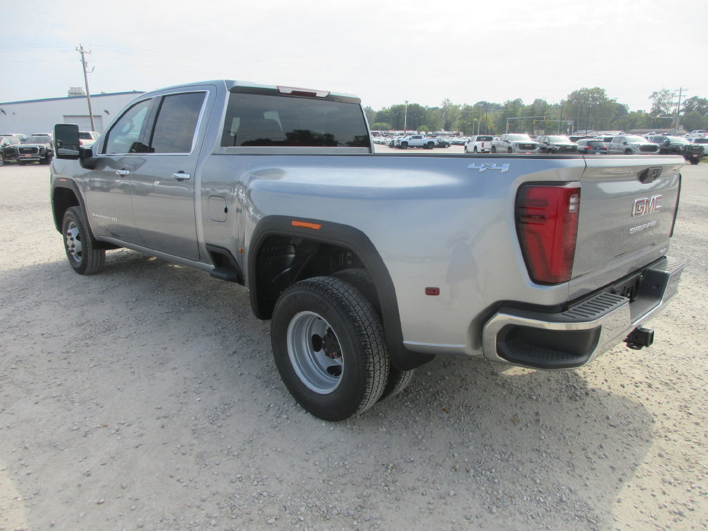 New 2026 GMC Sierra 3500 SLT w/ SLT Convenience Package AWD/4WD image 9