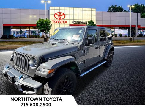 Used 2023 Jeep Wrangler Unlimited Sahara w/ Cold Weather Group AWD/4WD image 1