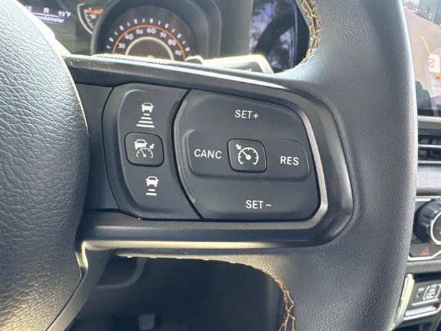 Used 2024 Jeep Wrangler Unlimited Sport AWD/4WD image 17