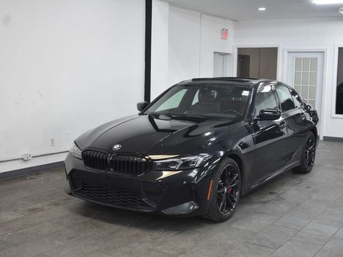 Used 2023 BMW 330i Sedan w/ M Sport Package image 2
