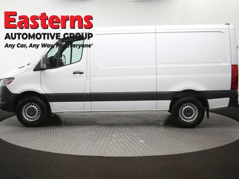 Used 2019 Freightliner Sprinter 2500 RWD image 55