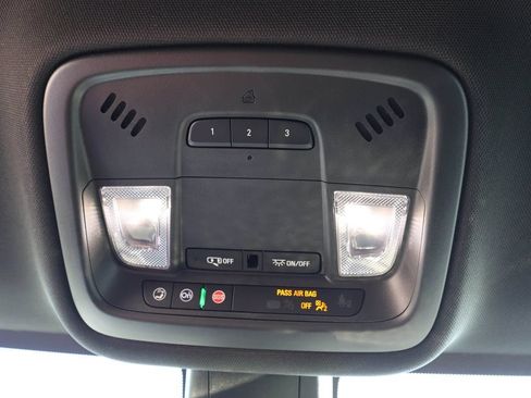 Used 2023 Chevrolet Traverse LT w/ LPO, Floor Liner Package AWD/4WD image 25