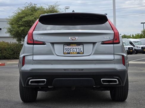 Used 2025 Cadillac XT4 Premium Luxury FWD image 5