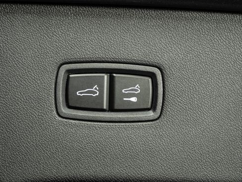 New 2026 Porsche Cayenne GTS AWD/4WD image 33