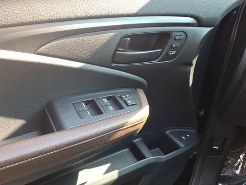 Certified 2024 Honda Passport EX-L image 25