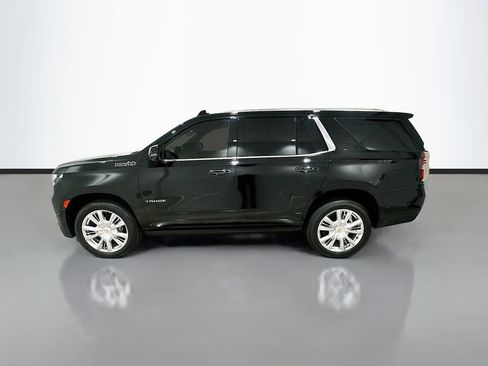 Used 2024 Chevrolet Tahoe High Country w/ Advanced Technology Package RWD image 4