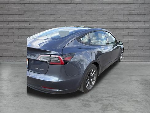 Used 2022 Tesla Model 3 Long Range AWD/4WD image 6