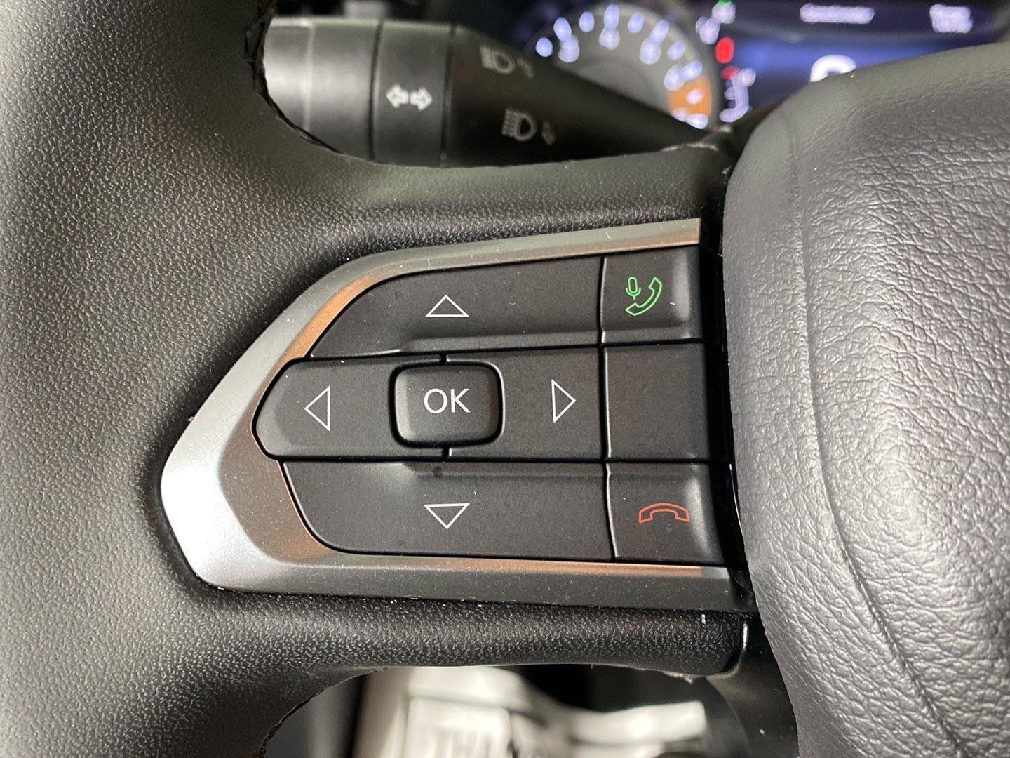 Used 2026 Jeep Compass Limited AWD/4WD image 18