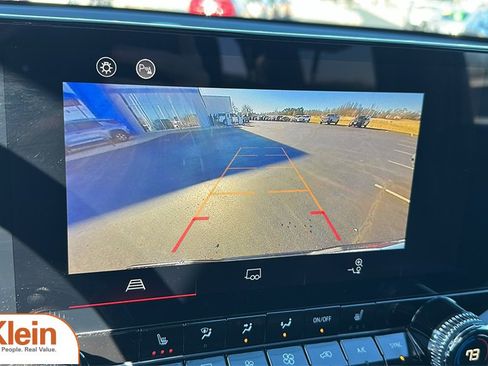 Used 2023 GMC Canyon Elevation w/ Elevation Premium Package image 22