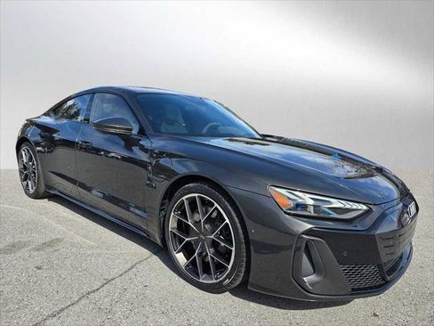 New 2025 Audi S e-tron GT Prestige image 1