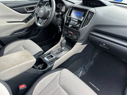 Used 2022 Subaru Forester AWD/4WD image 16