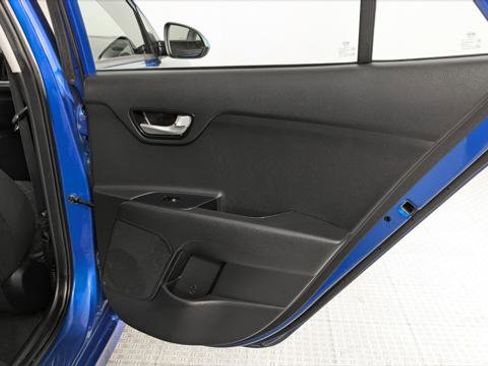 Used 2022 Kia Rio S image 19
