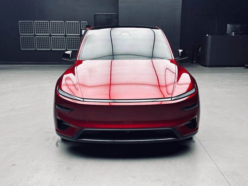 Used 2026 Tesla Model Y Performance AWD/4WD image 10