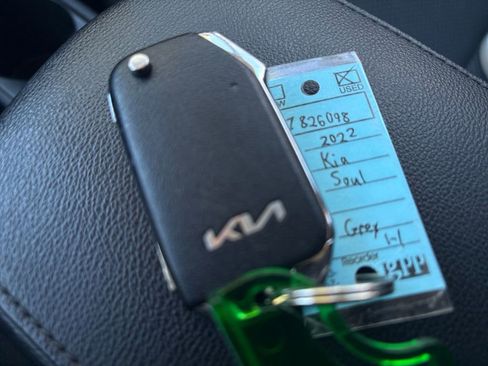 Used 2022 Kia Soul LX w/ Technology Package image 29