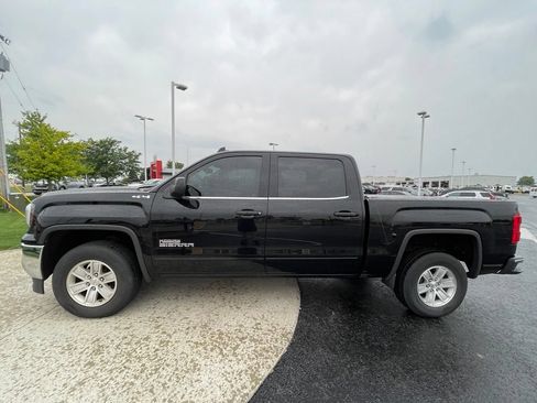 Used 2018 GMC Sierra 1500 SLE AWD/4WD image 3