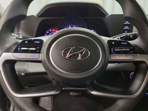 Used 2022 Hyundai Elantra SEL FWD image 21