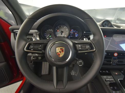 New 2025 Porsche Macan S image 19