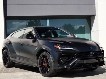 Used 2022 Lamborghini Urus