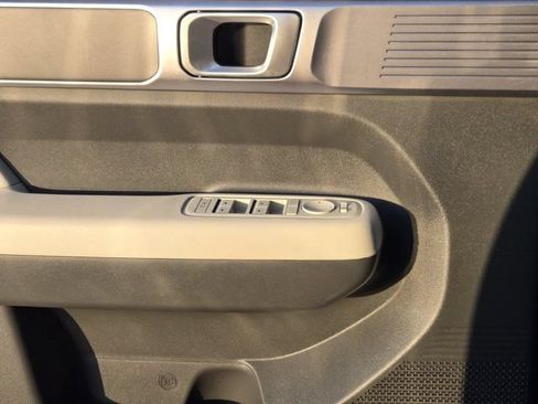 Certified 2025 Hyundai Santa Fe SE FWD image 23
