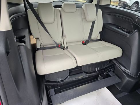 Used 2026 Honda Odyssey EX-L image 17