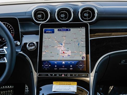 New 2025 Mercedes-Benz GLC 350e 4MATIC image 11