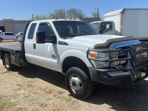Used 2011 Ford F350 XL w/ PWR Equipment Group image 4