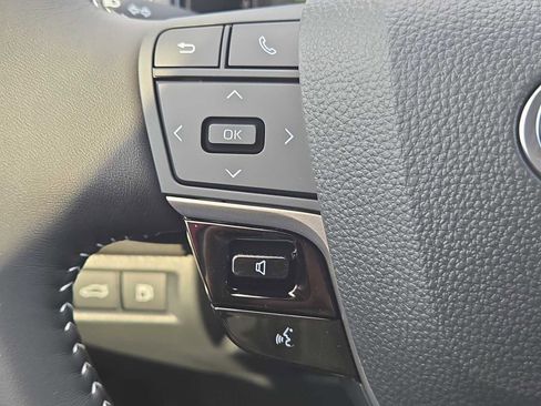 New 2026 Toyota Camry SE FWD image 21