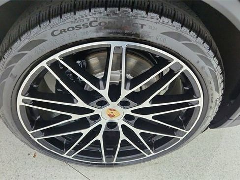 Used 2025 Porsche Macan 4S Electric image 55