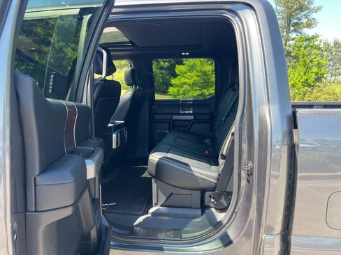 Used 2017 Ford F250 Platinum w/ Platinum Ultimate Package AWD/4WD image 38