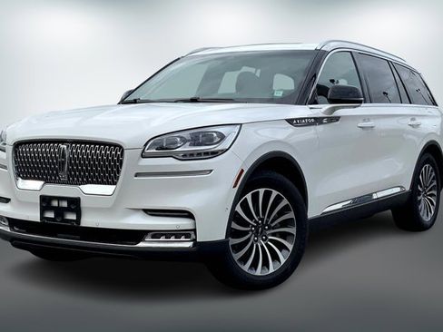 Used 2020 Lincoln Aviator Reserve w/ Equipment Group 201A image 11