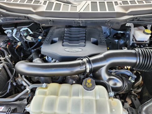 Used 2023 Ford F150 XLT image 16