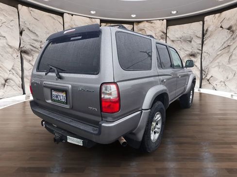 Used 2002 Toyota 4Runner SR5 image 6