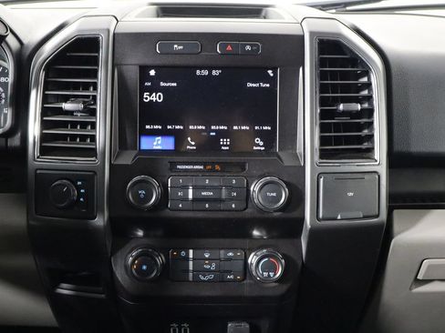 Used 2019 Ford F150 XLT AWD/4WD image 24