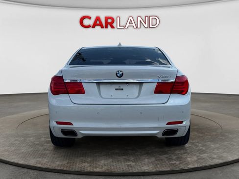 Used 2012 BMW 740i RWD image 4