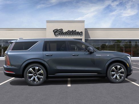 New 2026 Cadillac Escalade IQL Luxury image 5